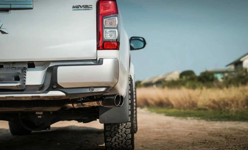 Mitsubishi Triton Downpipe